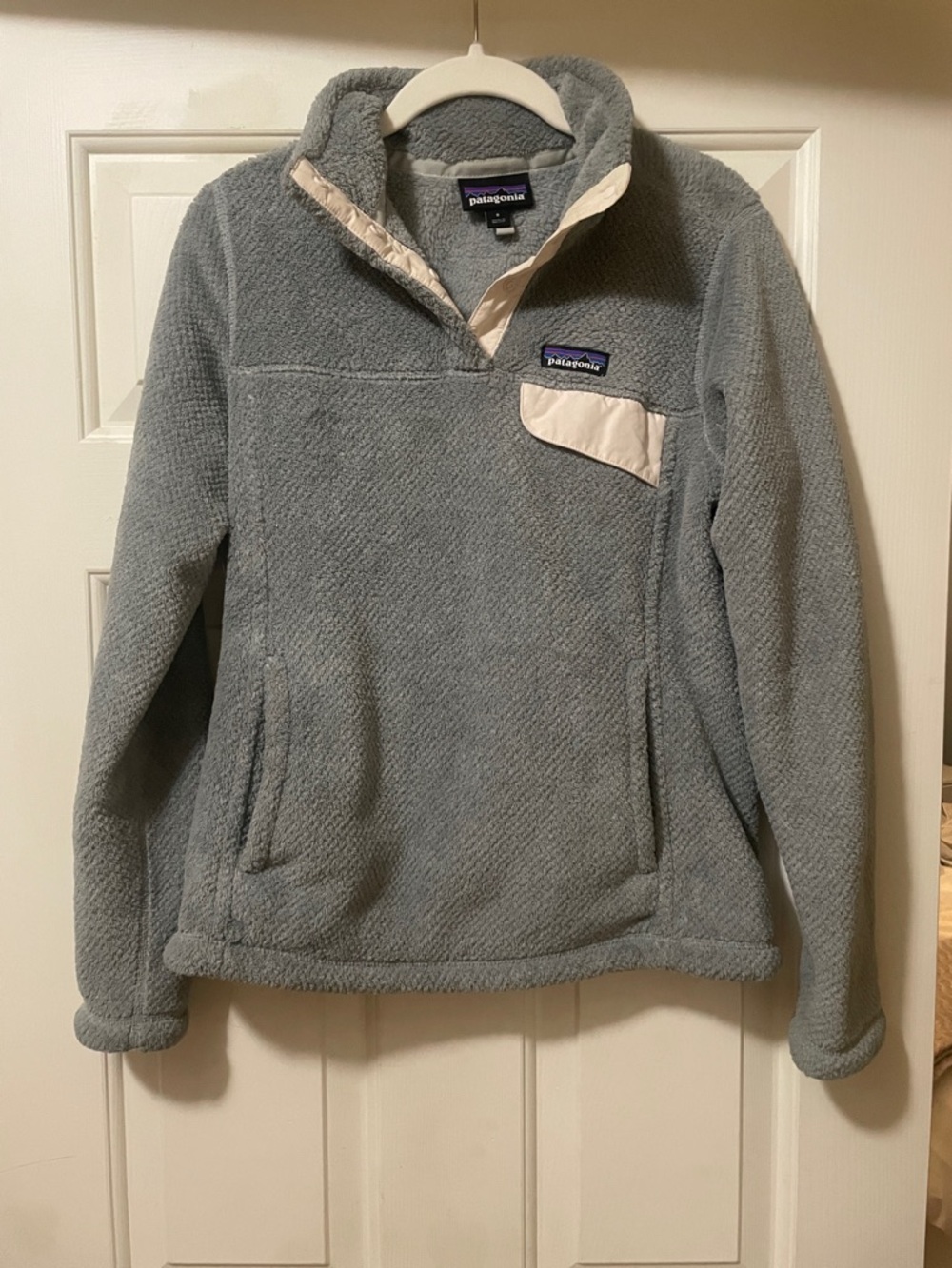 Patagonia pullover size small